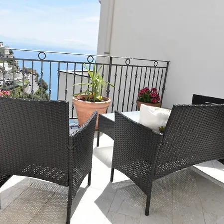 Matteo's House 4*